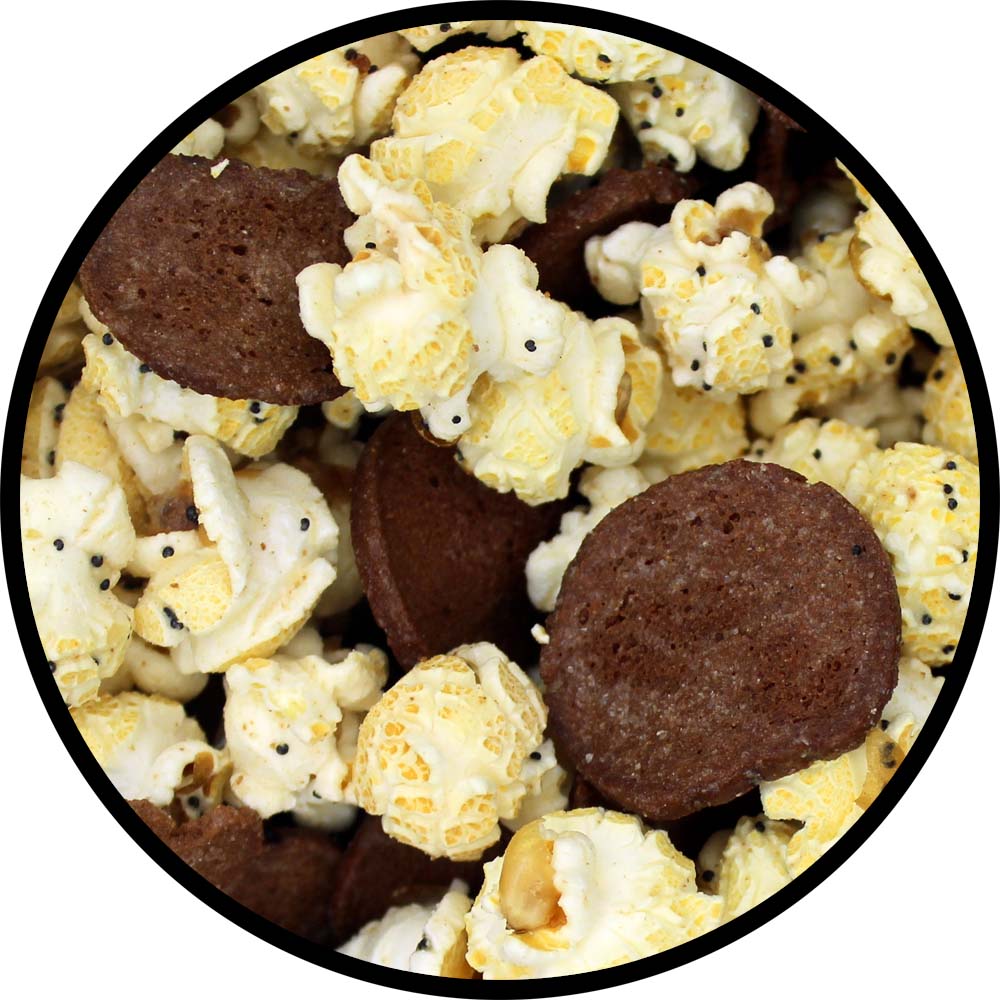 blend of white popcorn peppered with seasoning and mini bagel pieces.